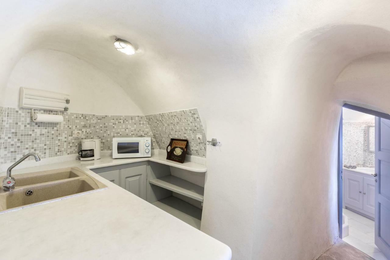 Andreas Cultural Cave House In Imerovigli, Santorini Holiday home *