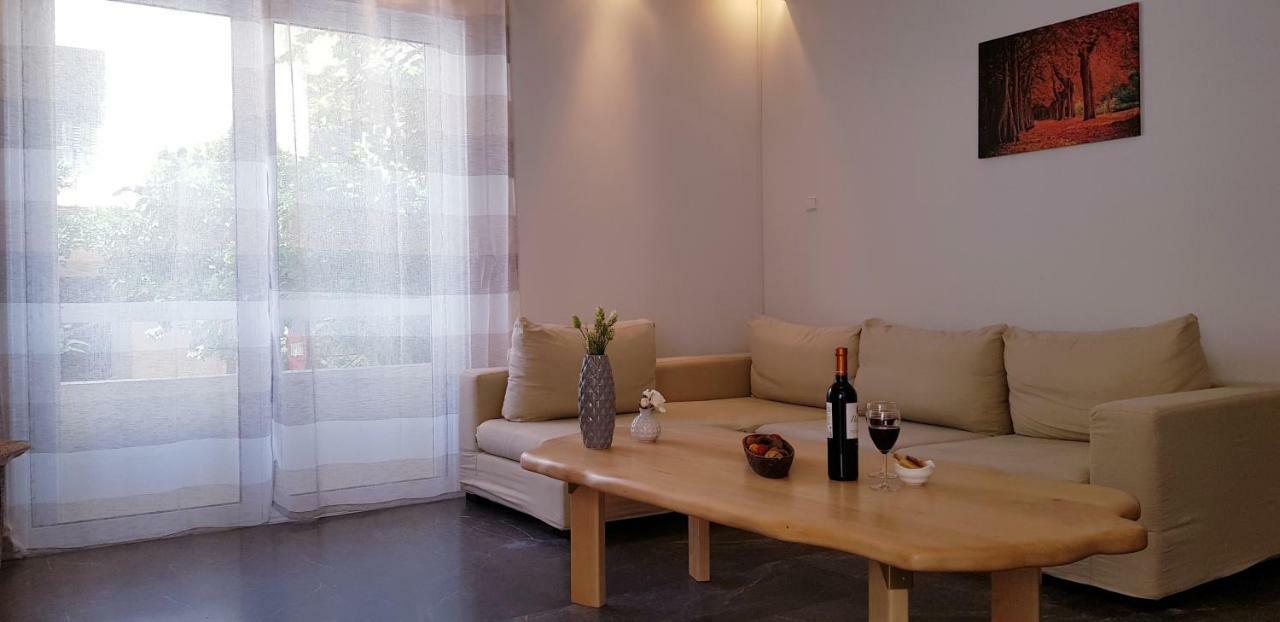 Spacious In The Historical Center Of * Athens