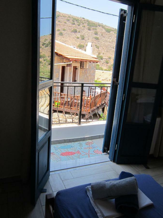 Holiday home Fig Leaf House