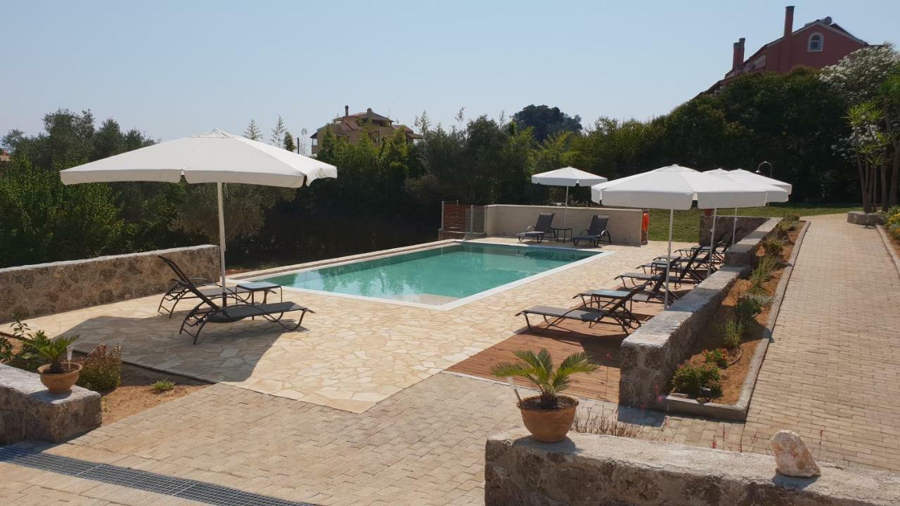 Apartment Hibiscus - A Gouvia