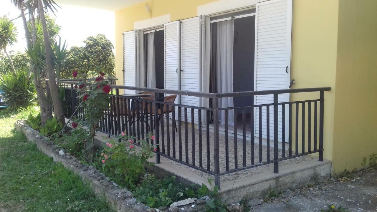 Lazaris Beach House Holiday home