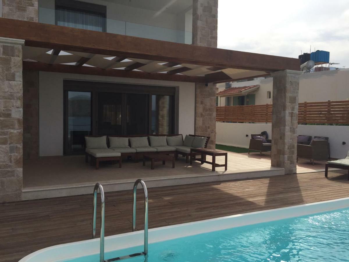 Loula Villa