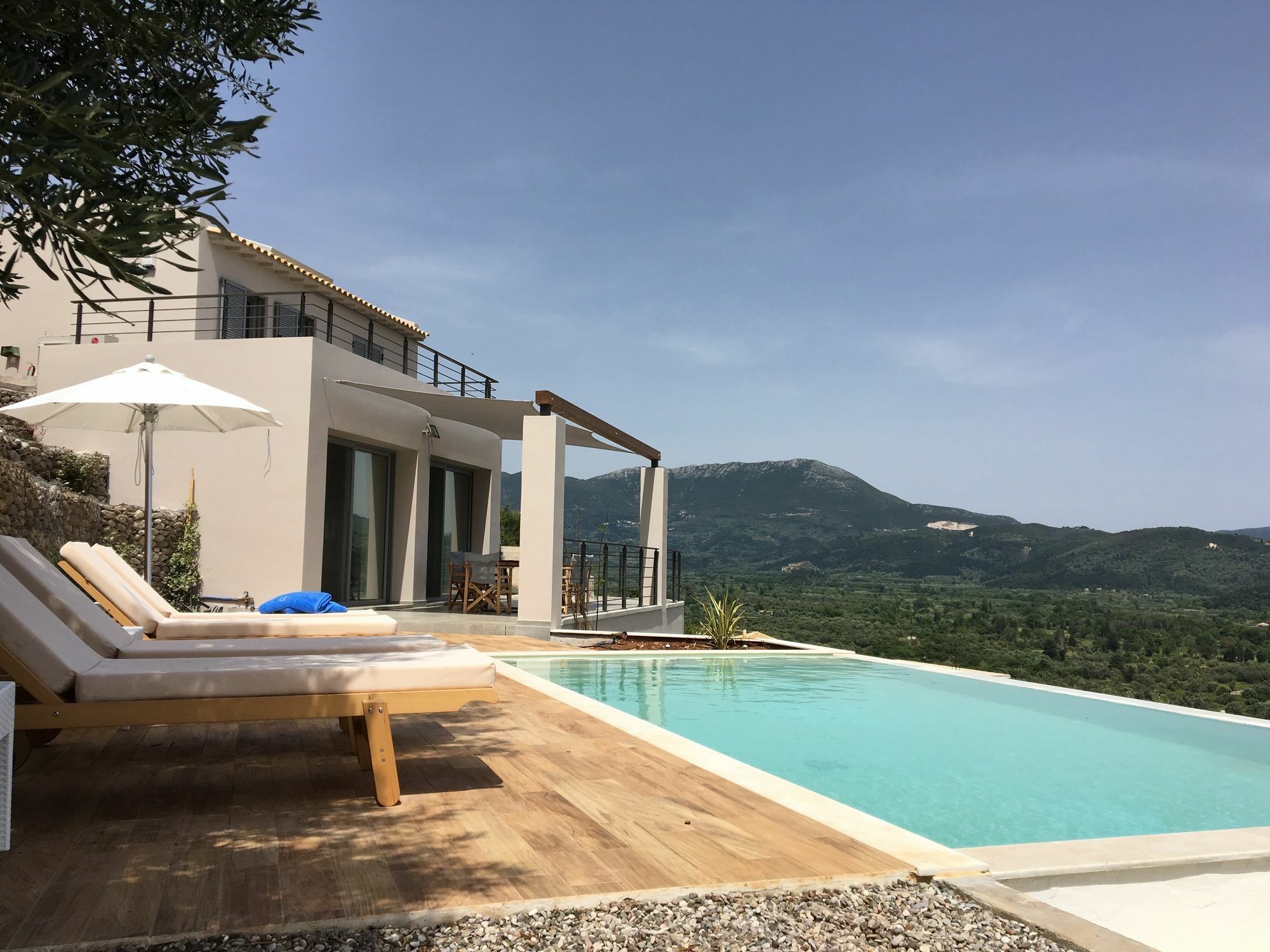 Apartment Anemos Luxury Pondi