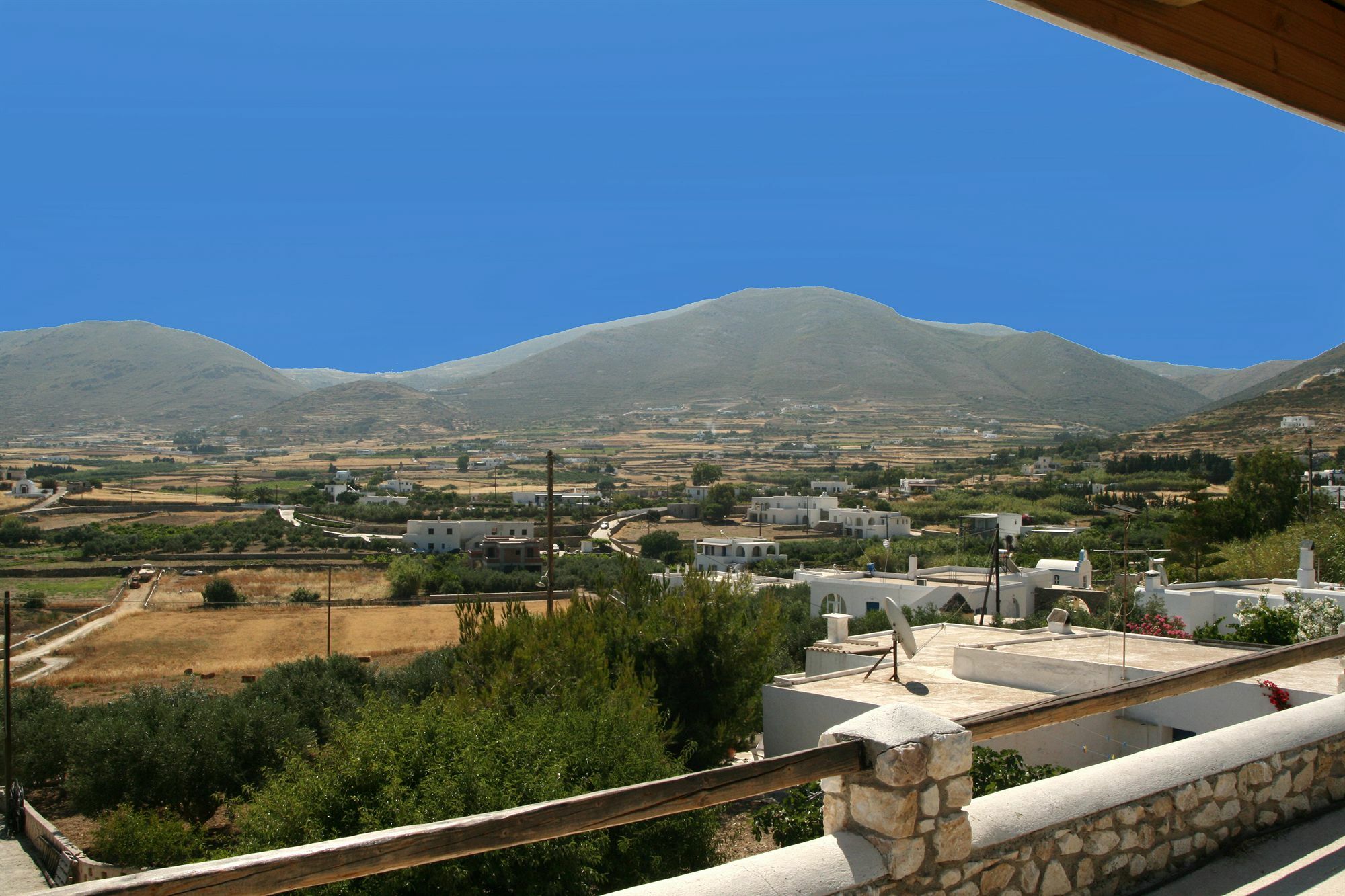 Apartment Mirsini