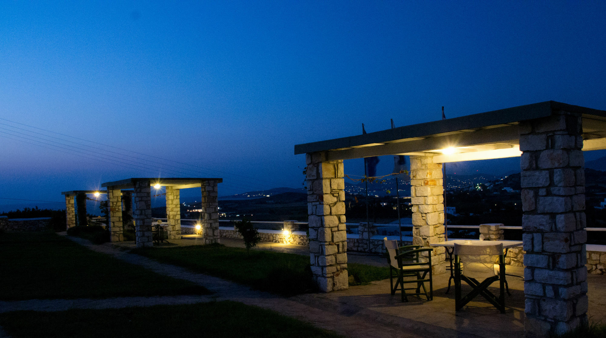 Mirsini Apartment Parasporos
