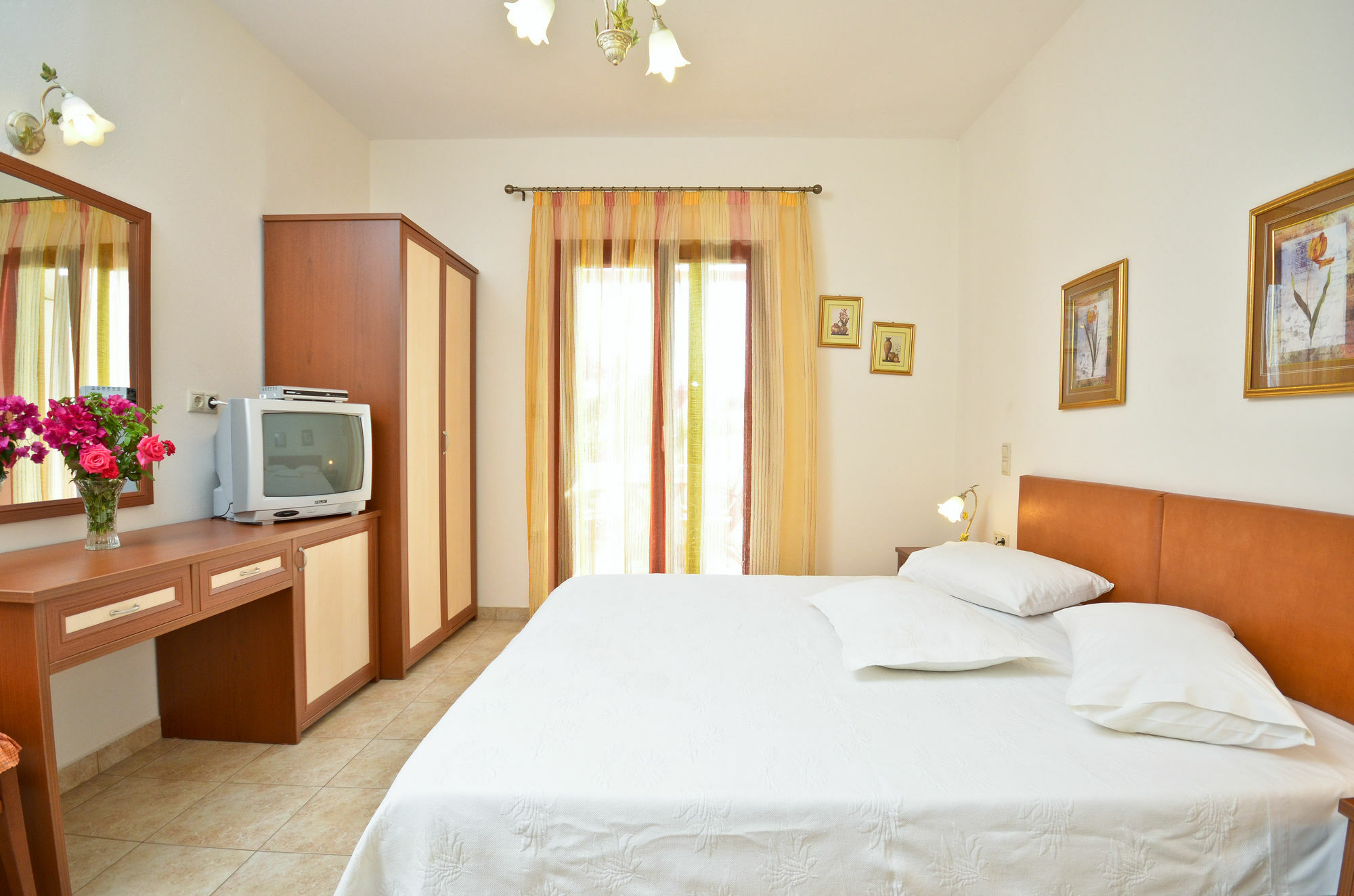 Anthi 3* Agia Anna (Naxos)