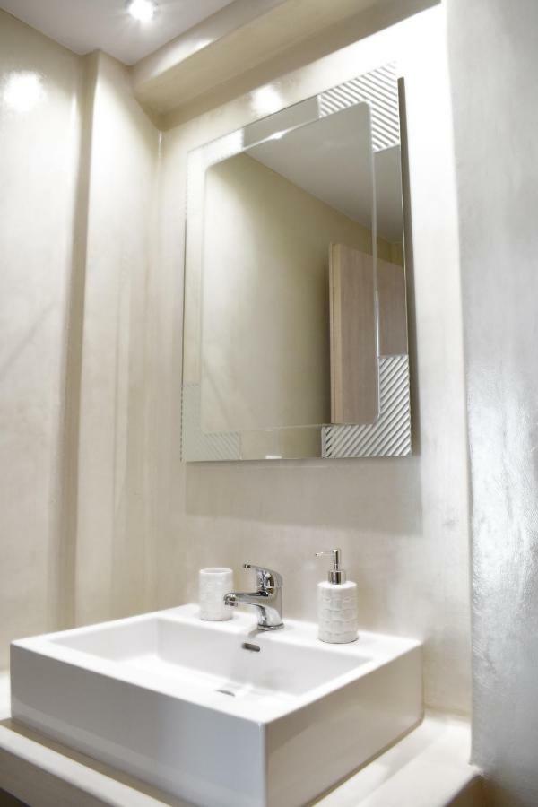 Sea & Sand Suite * Naousa (Paros)