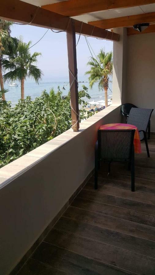 Holiday home Philoxenia House! Maisonette In Front Of The Sea! *