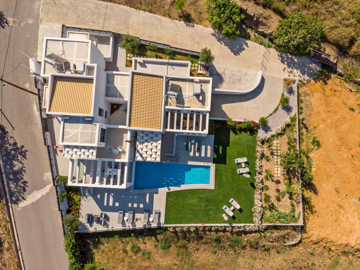 Eolia Iconic Villa, Walking Distance To The Beach, By Thinkvilla * Panormos (Crete)