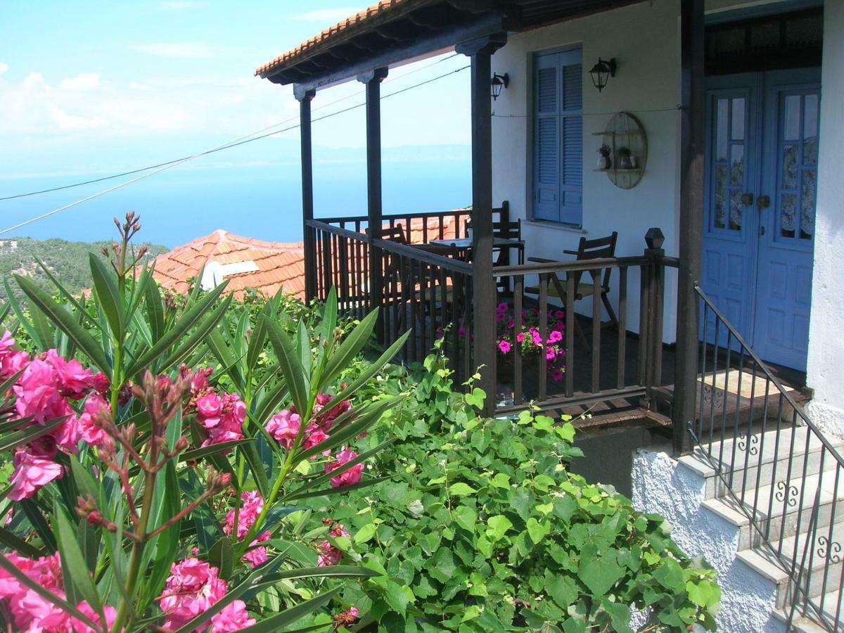 Athina's House Country house
