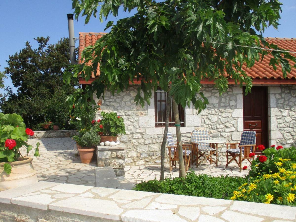 Stone House In A Quiet Landscape, Leonidion Holiday home Leonidio