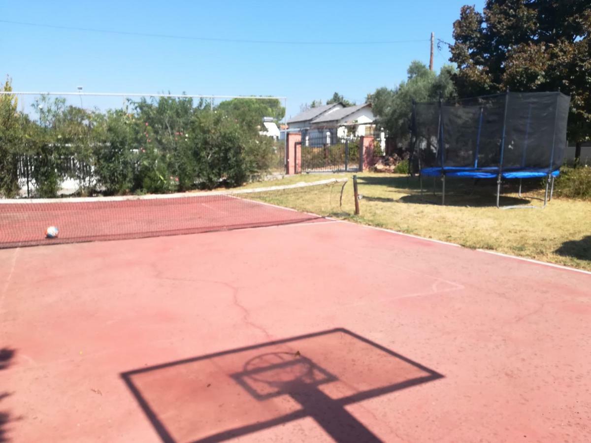 Villa Rural Private Pool, Bbq, Court ,20' Airport