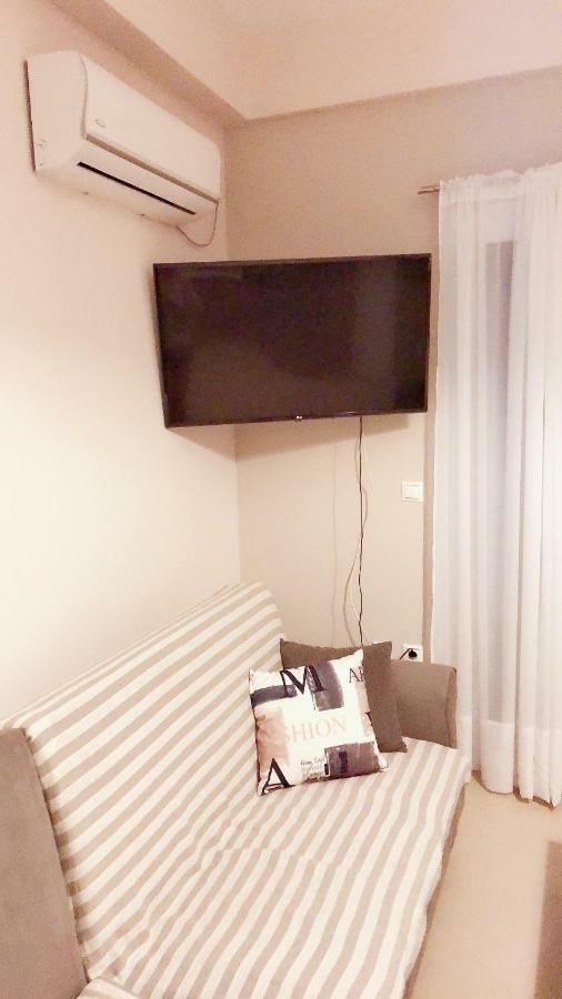 Sozia Apartment *
