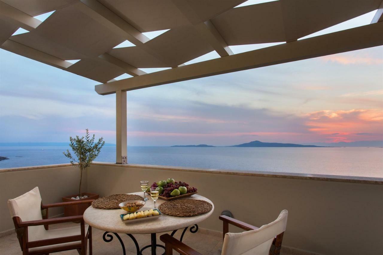 Villa Itis Luxury With Balcony, Panoramic View & Jacuzzi *