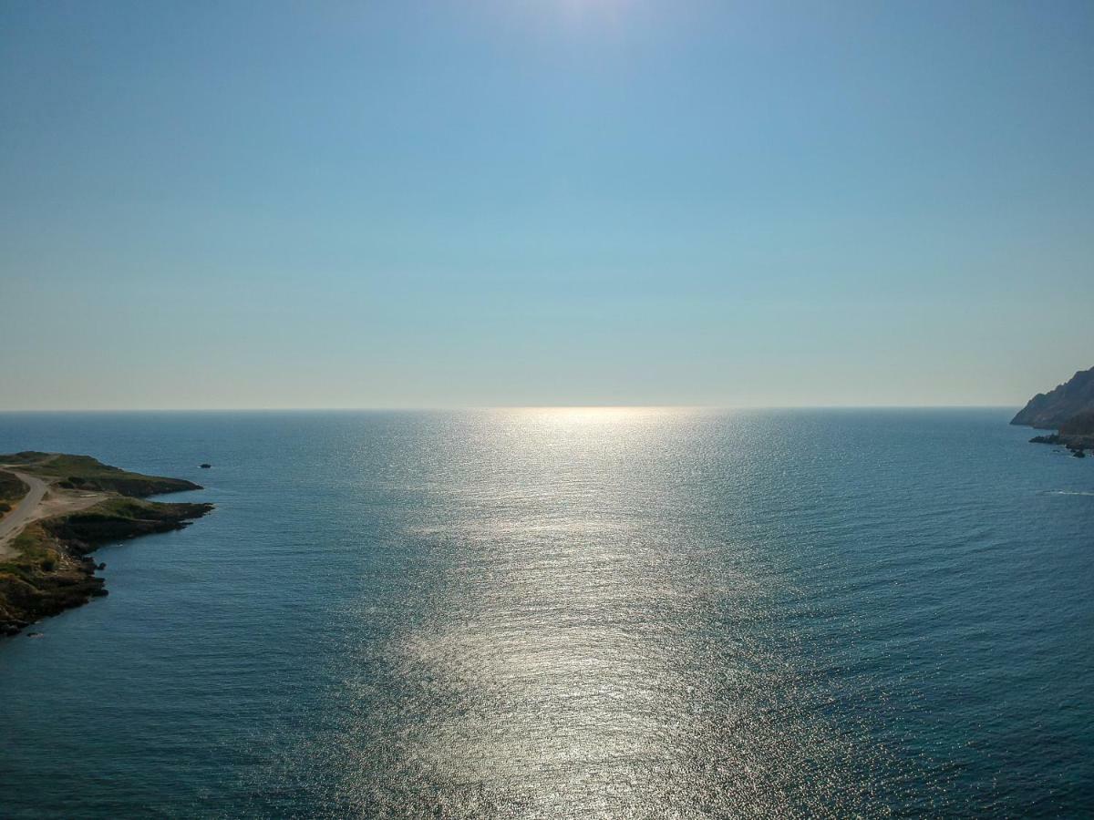 τo κamari Apartment Skyros