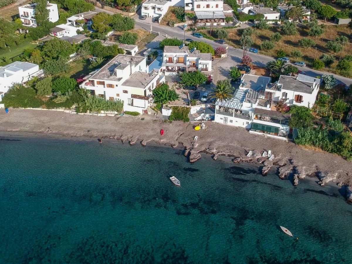 τo κamari * Skyros