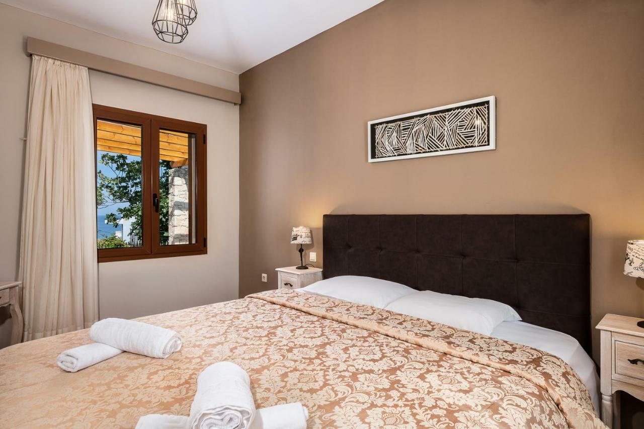 Lila Hill House *