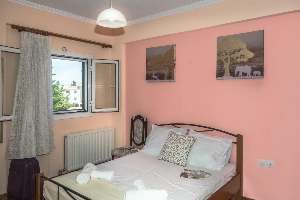Modern Flat With Beautiful Views In South Of Corfu *