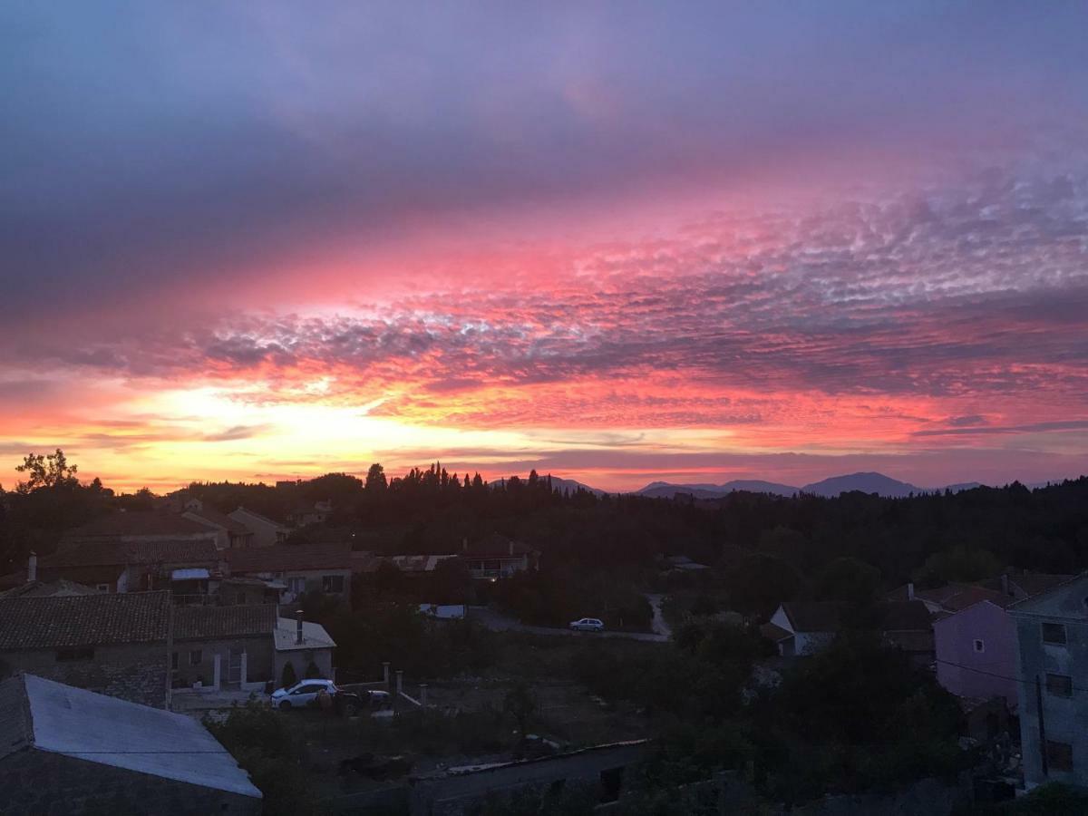 Modern Flat With Beautiful Views In South Of Corfu Apartment Lefkimmi (Corfu)