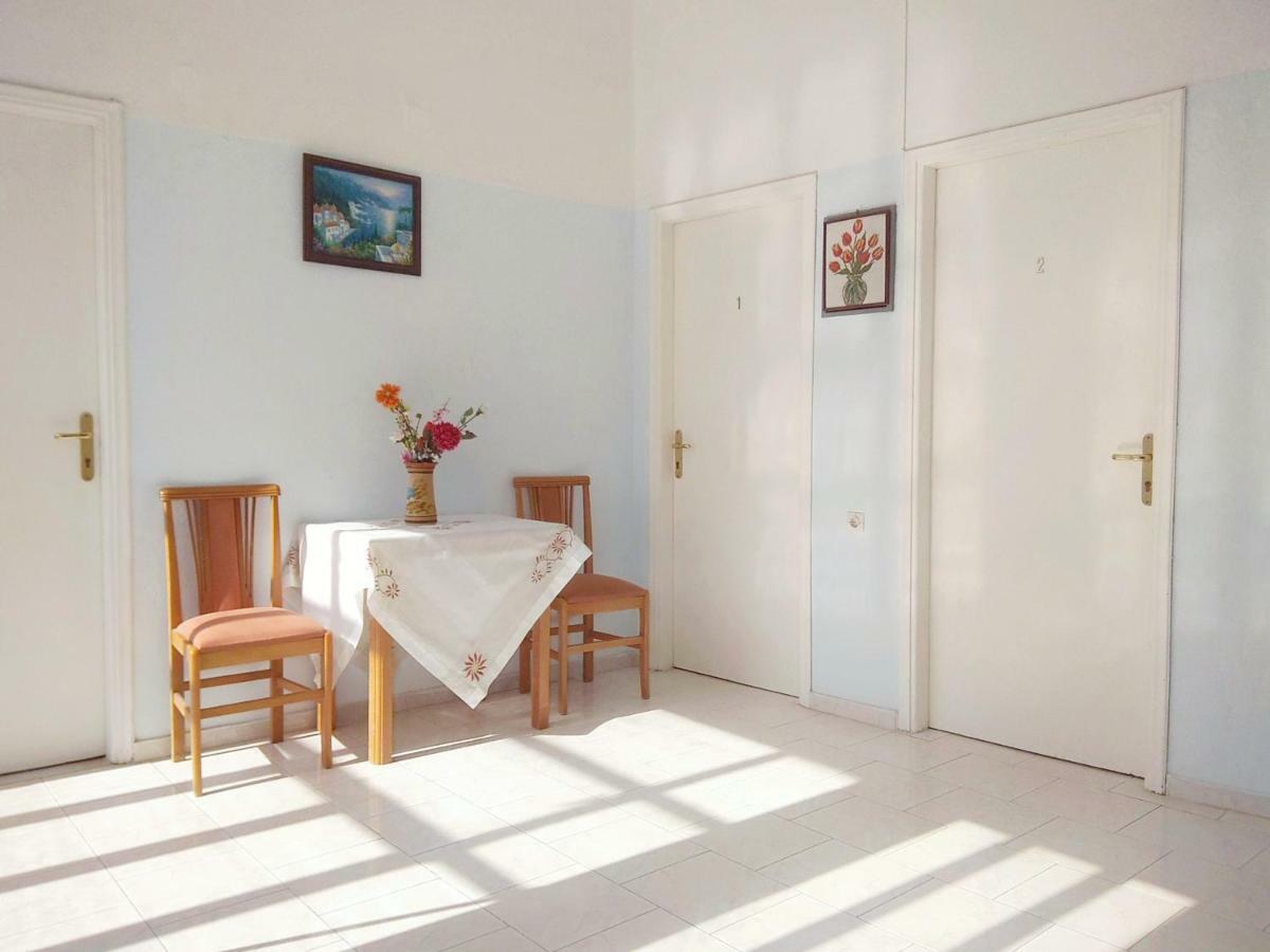 Apartment Center