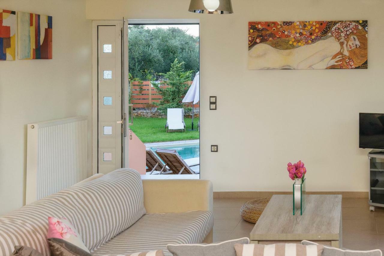 Alura Villas Villa Megala Chorafia