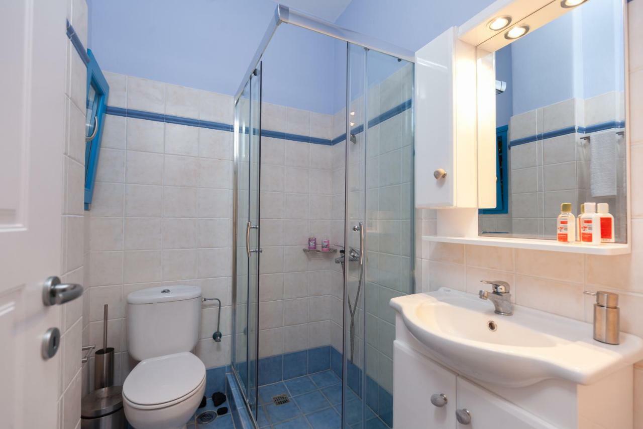 Just Blue With Amazing Sea Views In Piso Livadi