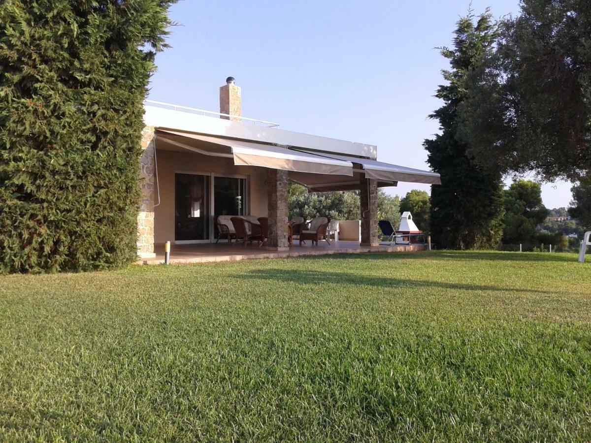 Achilleos Villa *