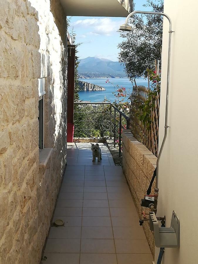 Holiday home Stone House In Olive Grove *