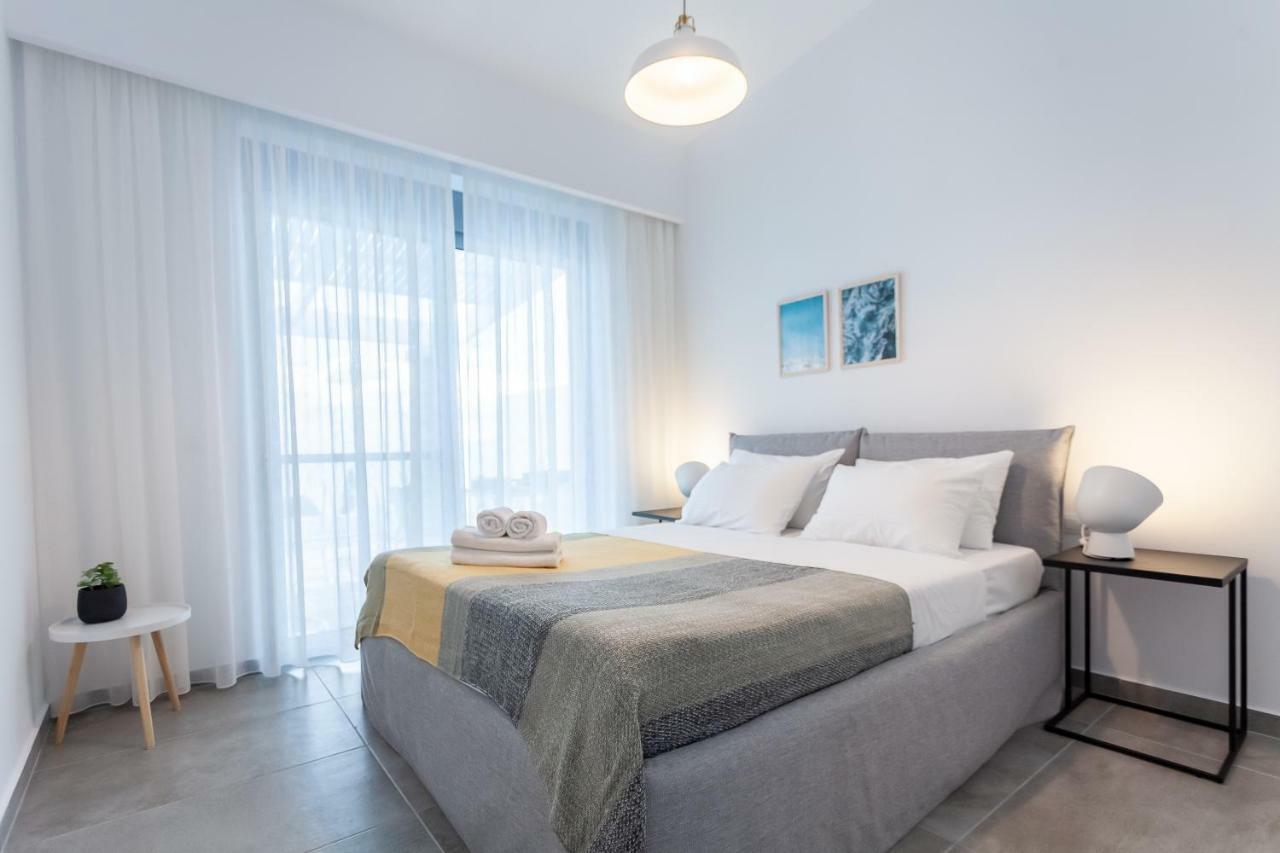 Luxury Sunrise White * Lindos (Rhodes)