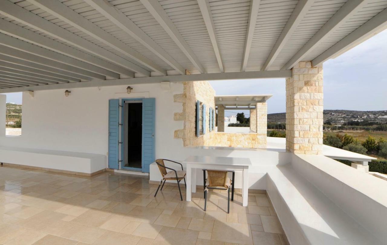 Busho * Naousa (Paros)