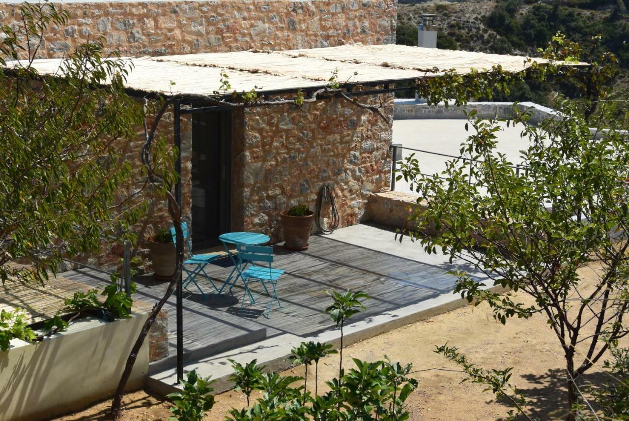 Lithos Villa