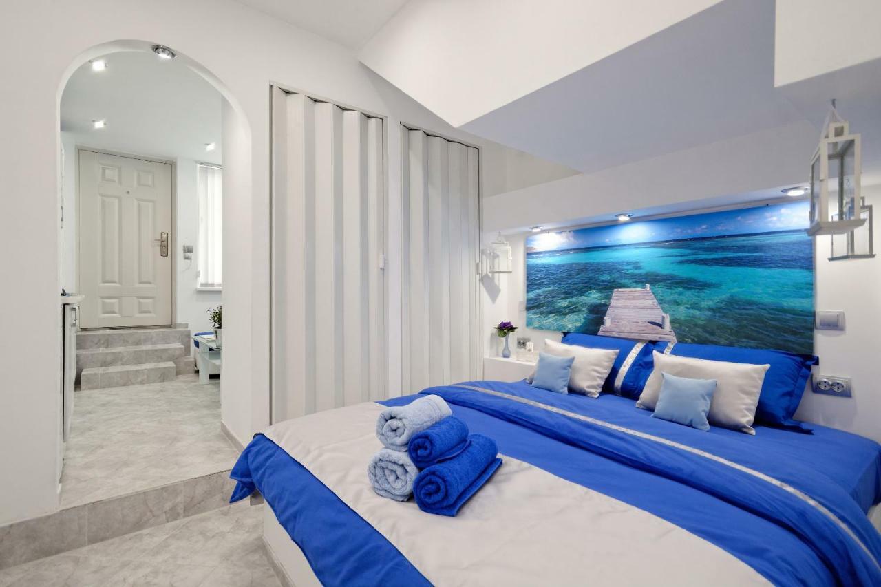 Apartment Santorini Style In Athens, Greece Athens
