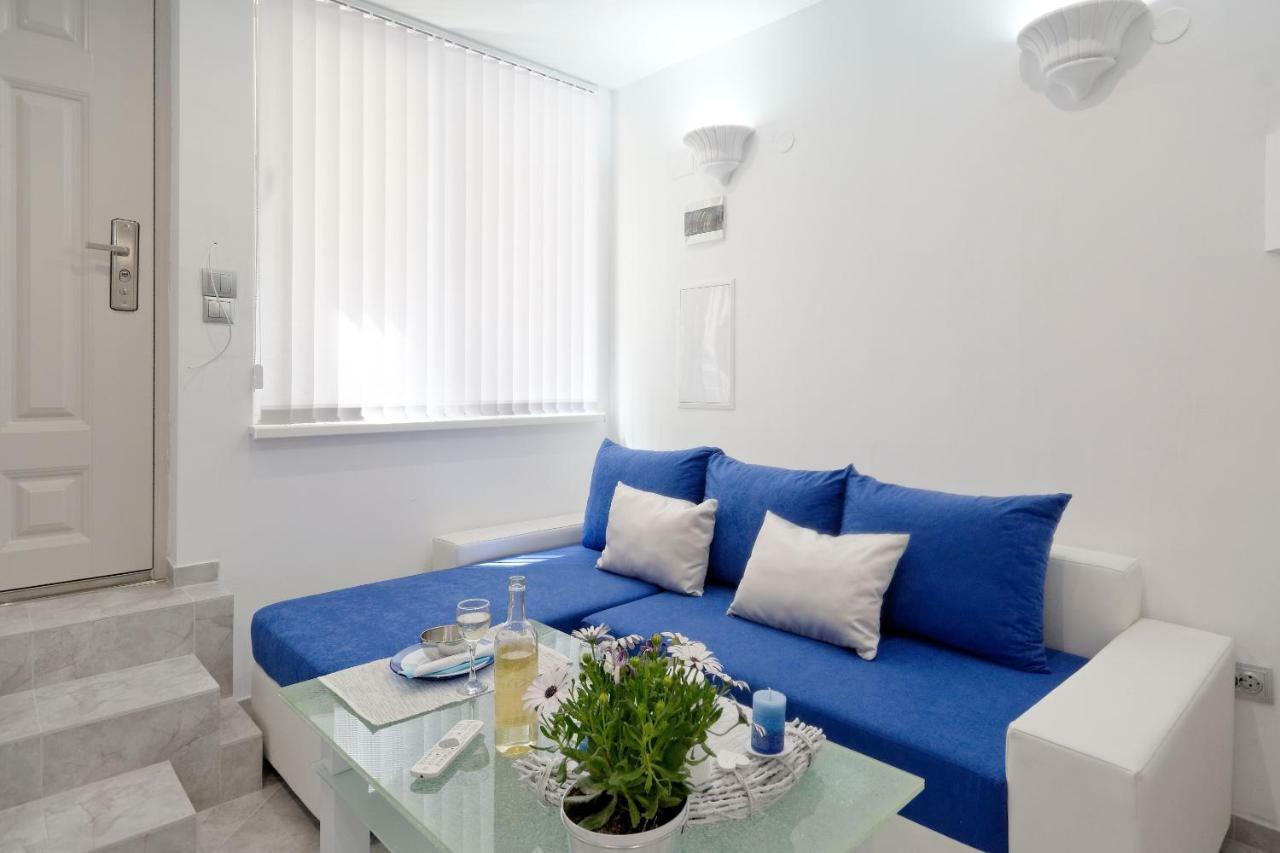 Santorini Style In Athens, Greece Apartment Athens