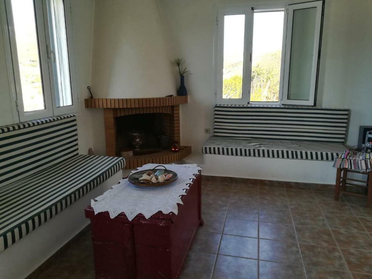 Holiday home Avgoustis' Stone House Otzias