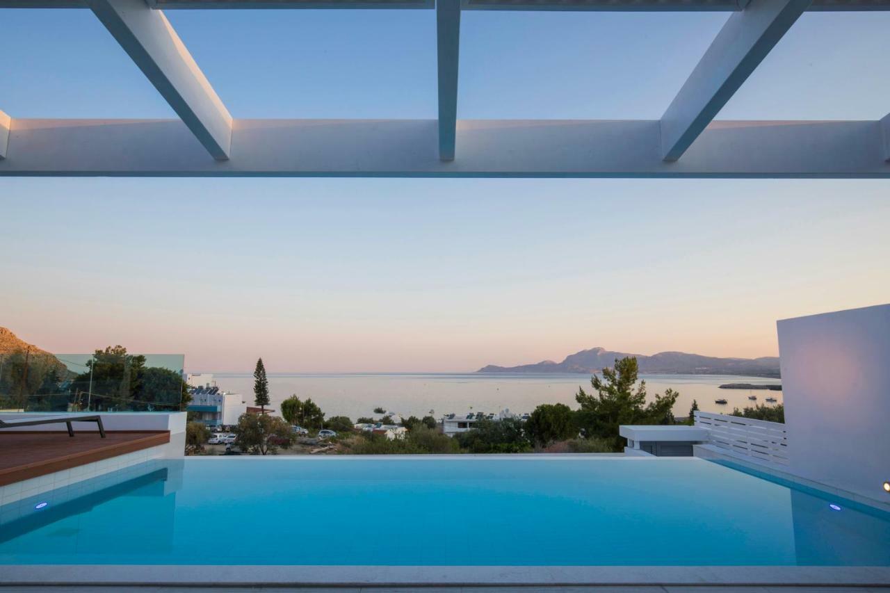 Luxury Sunrise White * Lindos (Rhodes)