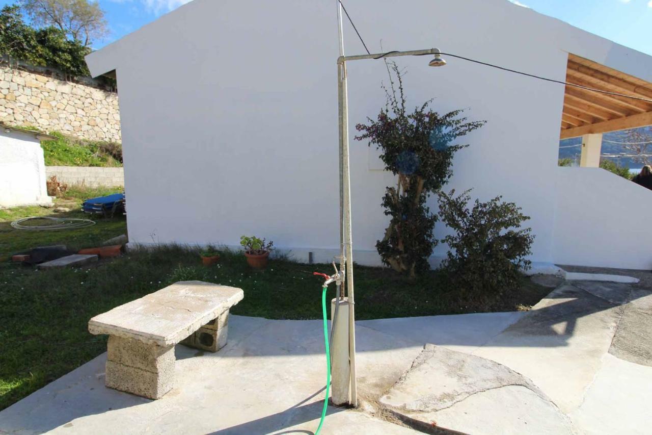 White House Pagoi Apartment Agios Georgios Pagon