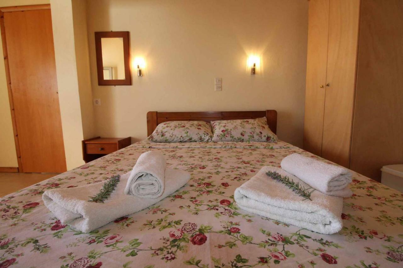 Apartment White House Pagoi Agios Georgios Pagon