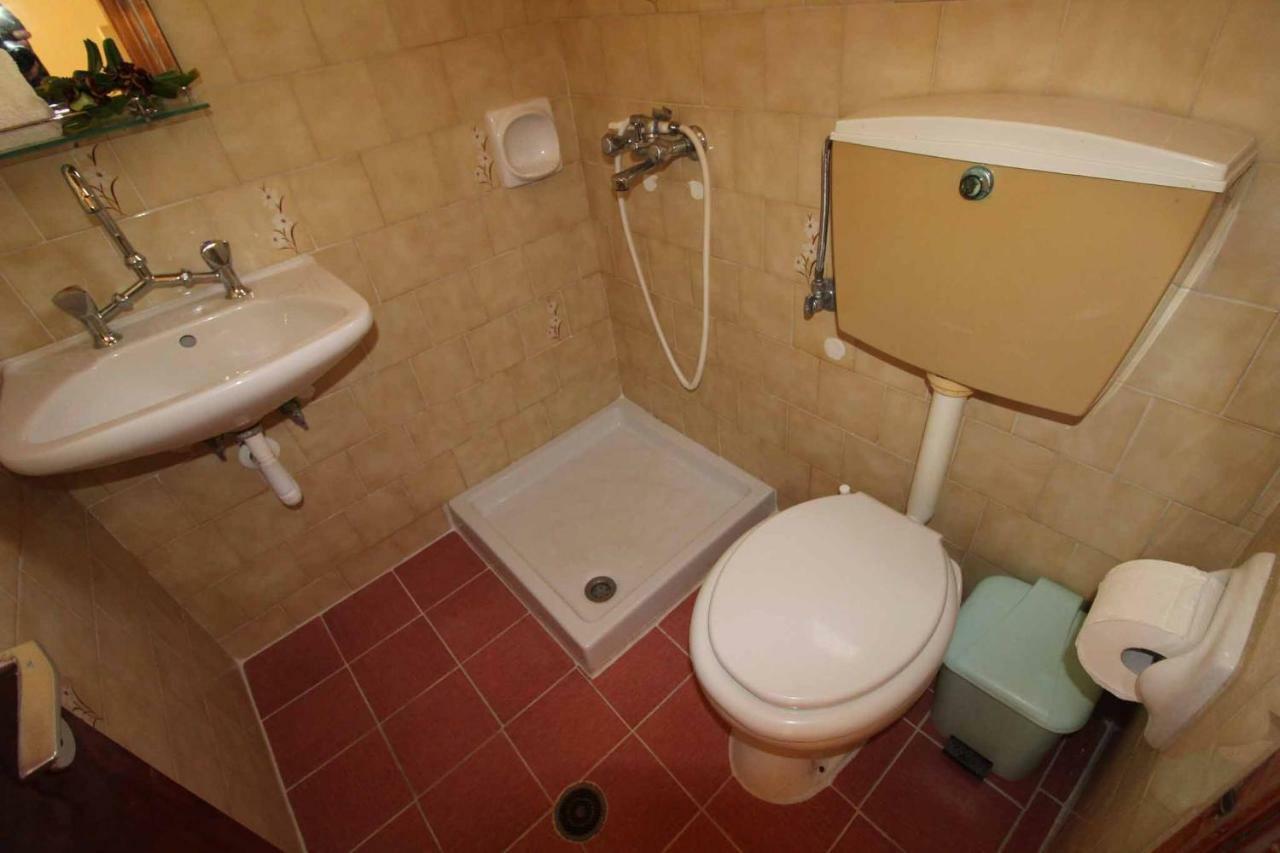 White House Pagoi Apartment Agios Georgios Pagon