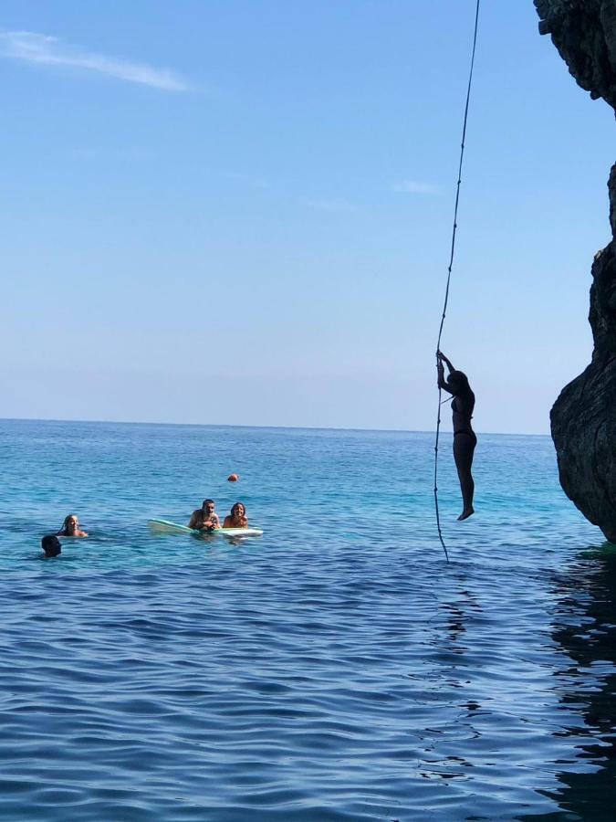 Sea And Sun Luxury Pools' Villa Chorefton