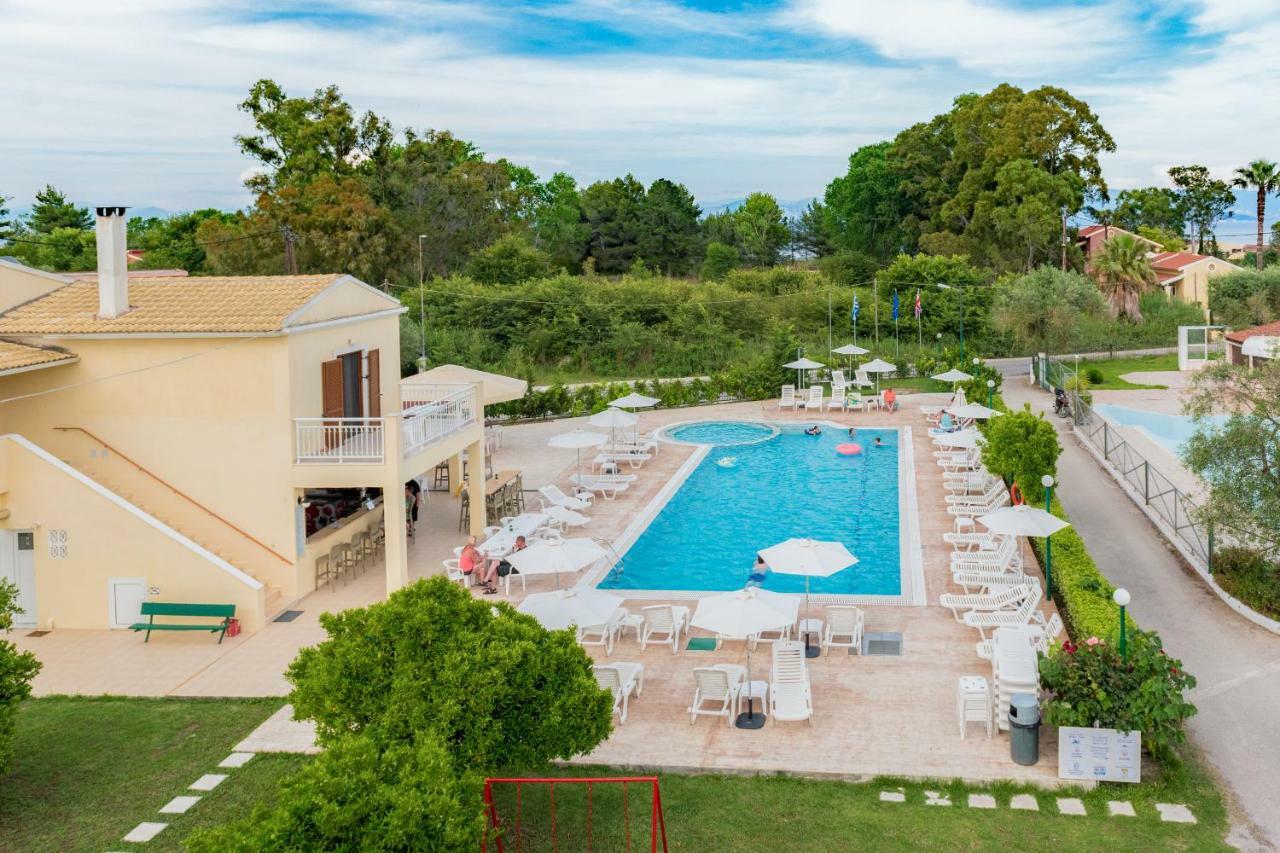 Oliveland Kavos