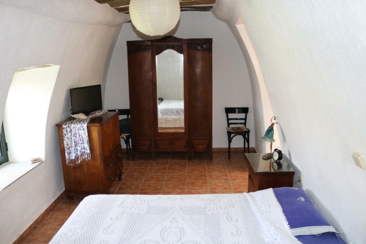 Avgoustis' Stone House Holiday home *
