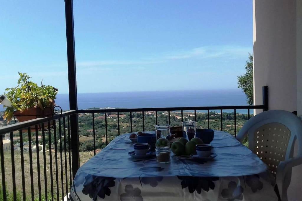Mema's Great View Kefalonia Apartment