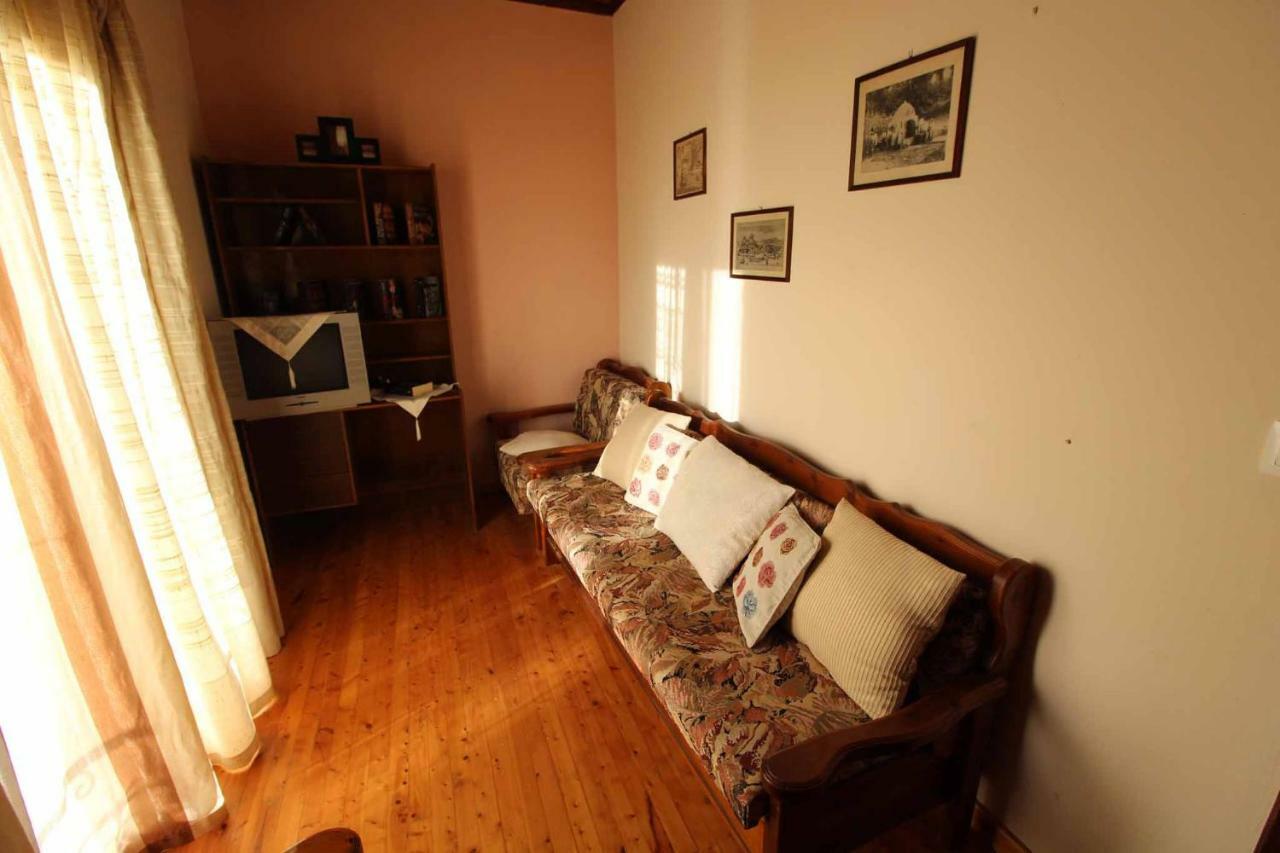 Alex Montos Corfu Holiday home Karousades (Esperies)