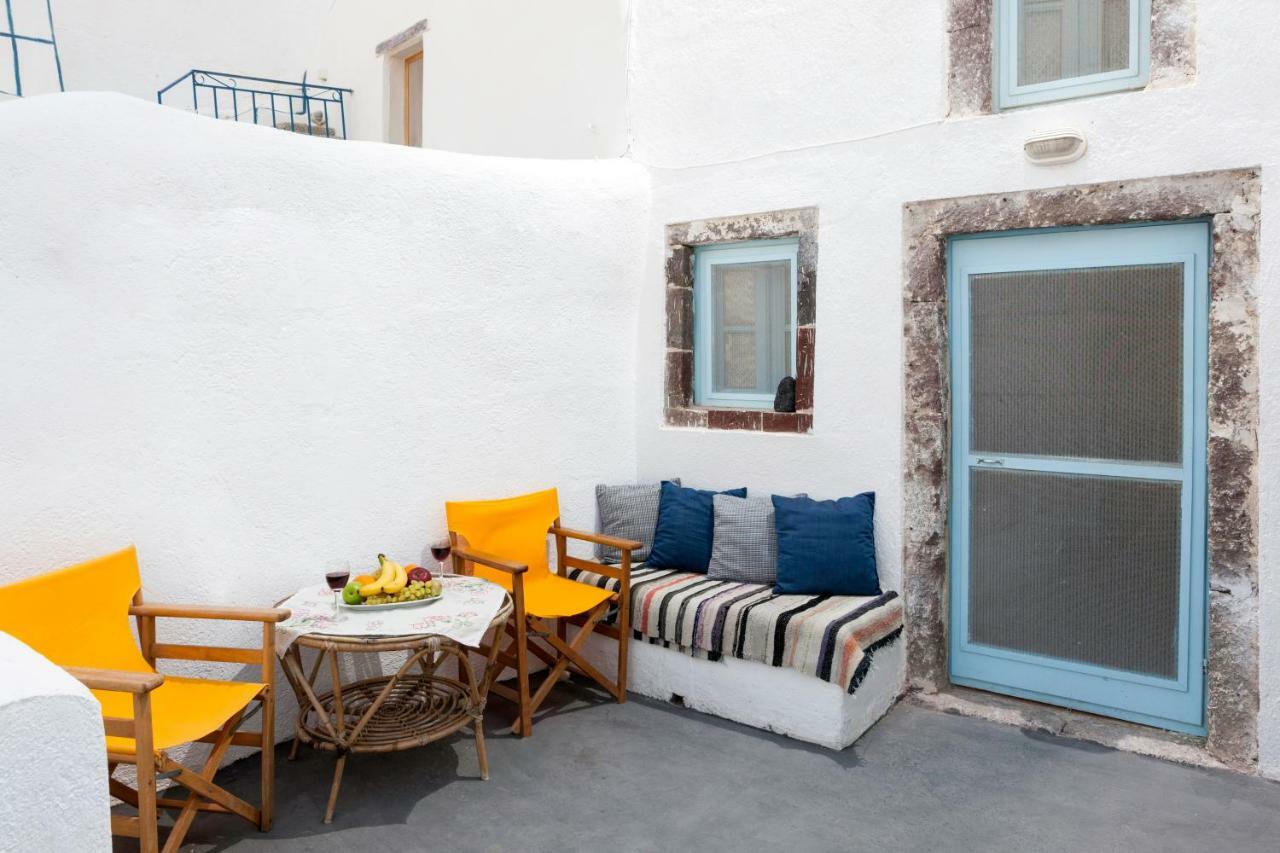 Apartment Black Rock Traditional