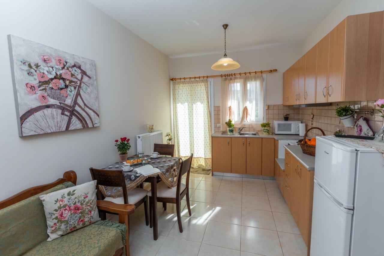 Elisso Apartment