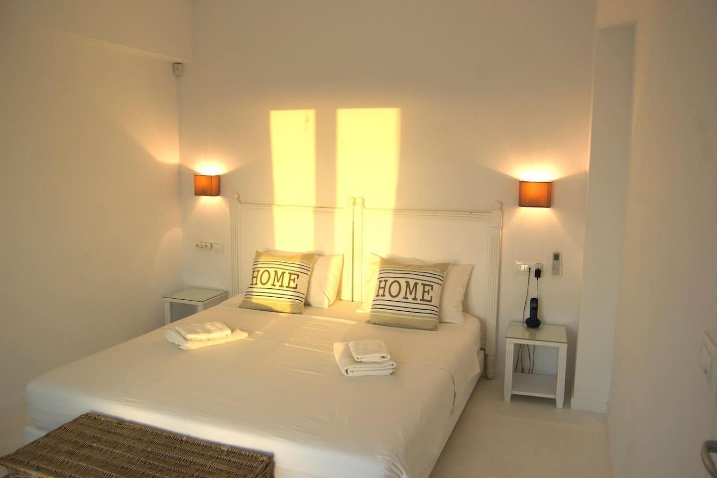 Villa Kalithea-hills With Pool For 8 Up To 12 In Rhodes Town