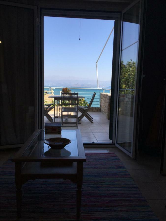 Seafront ιι In Kiveri, Near Nafplion. Apartment *