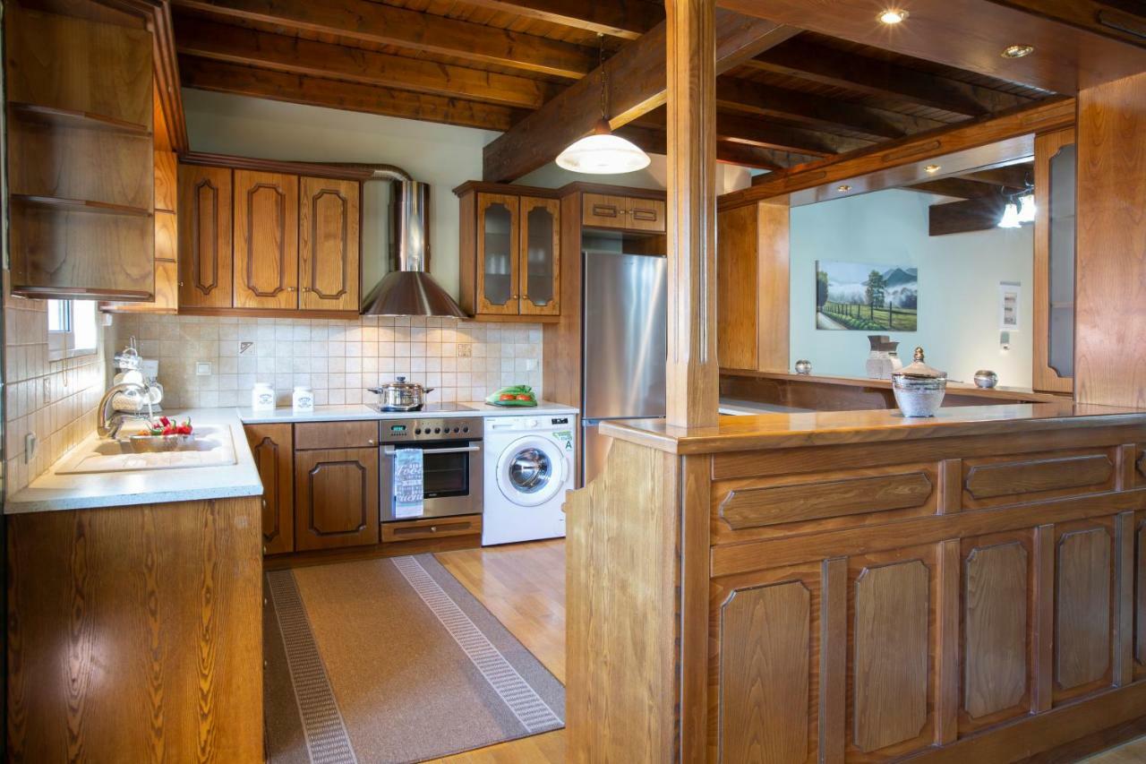 Dimitras Holiday home *