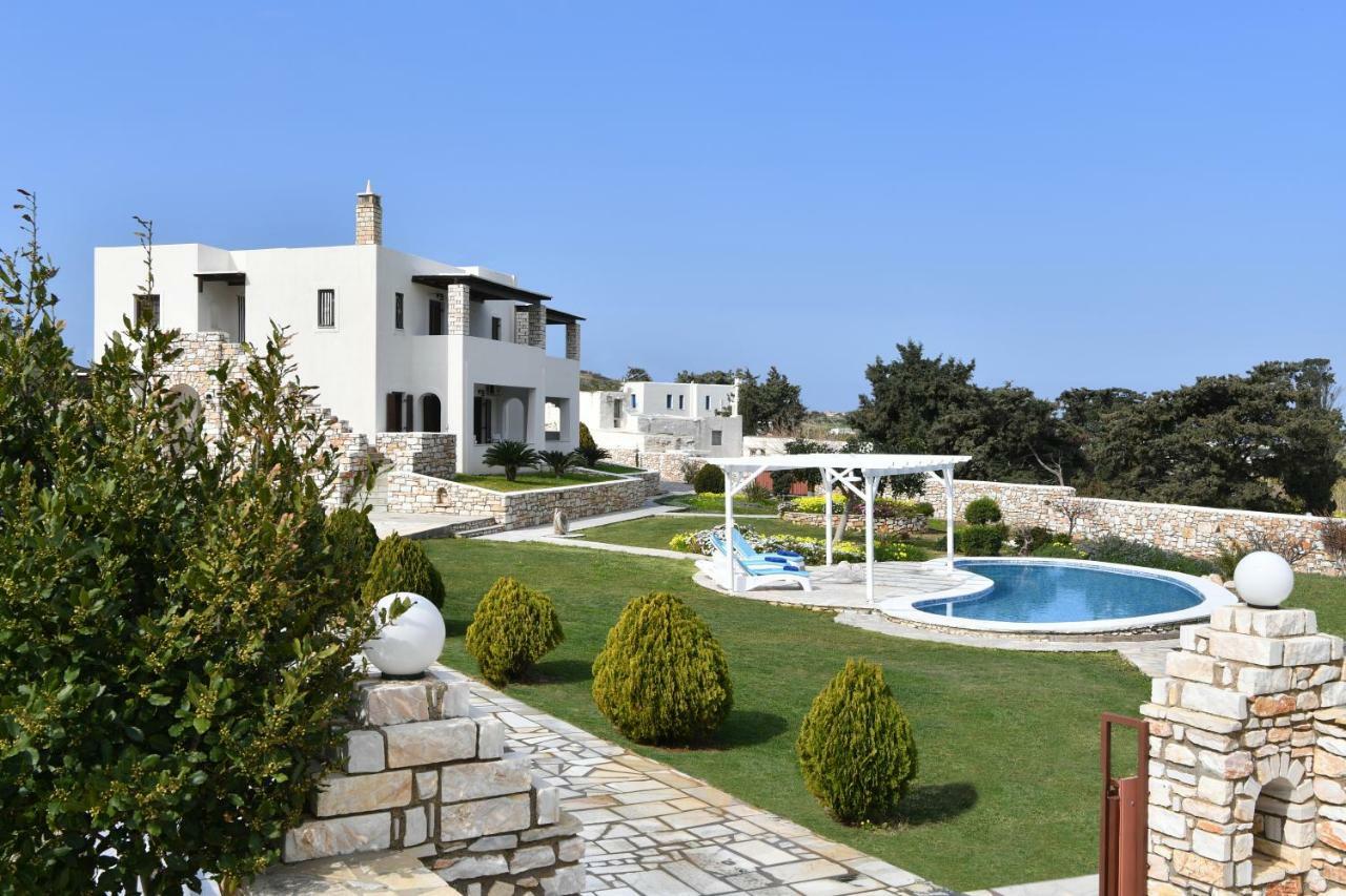 Trifylia * Parikia (Paros)