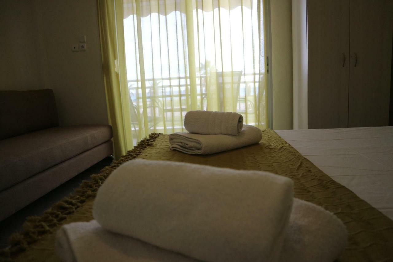 Chelona Apartment